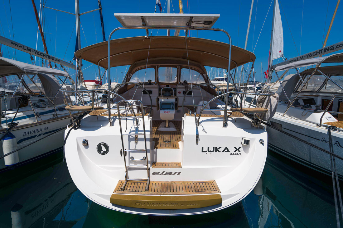 Elan 434 Impression, Luka X