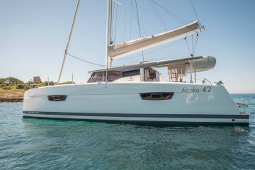 Fountaine Pajot Astrea 42 Deutz